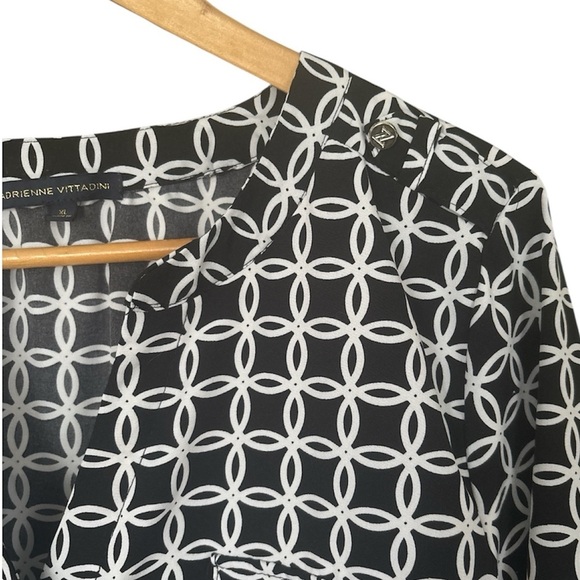 ADRIENNE VITTADINI Button Down Blouse, XL - Picture 5 of 8
